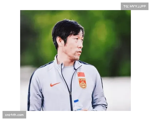 国足选帅最大黑马浮出水面 55岁铁帅曾在世界杯扬威并以从严治军著称